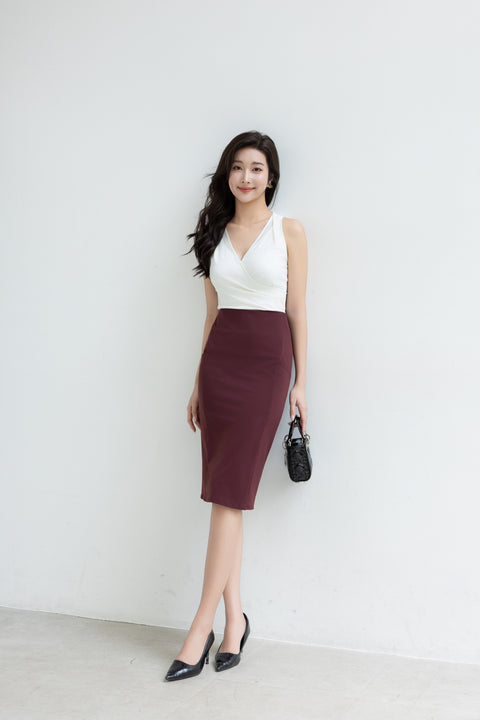 MAVE Pencil Skirt in Red Wine