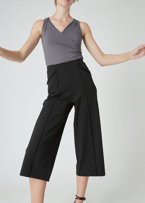 LOTTE Culotte Pants in Black